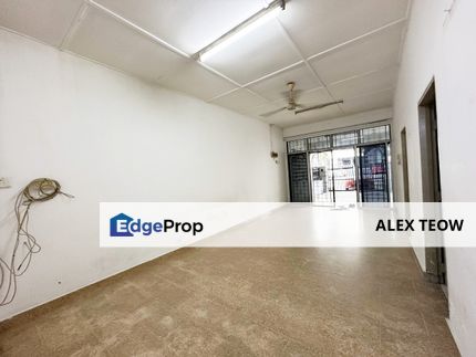 Taman Ungku Tun Aminah Jalan Pendekar Single Storey Terrance For Sale/ Skudai, Johor, Skudai