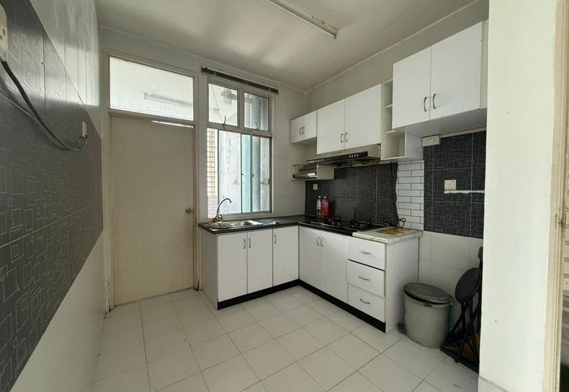 M'Tiara Apartment @ Larkin Idaman