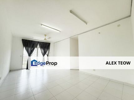 M'tiara Apartment For Sale/ 3R 2B/ 1006sqft/ Larkin, Johor, Johor Bahru