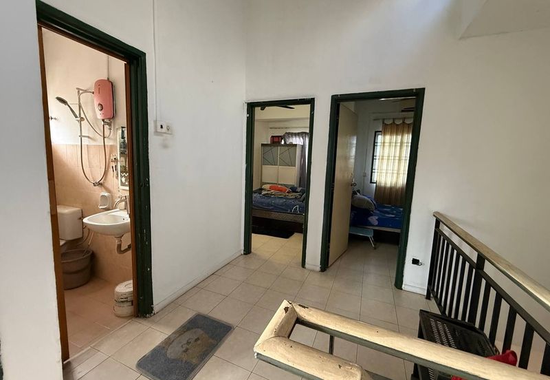 Taman Tampoi Indah II, Villa Ros