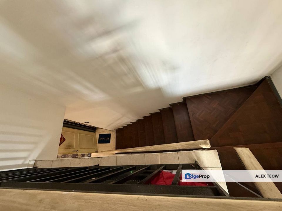 Villa Ros Taman Tampoi Indah Double Storey Townhouse For Sale/ Skudai, Johor, Tampoi