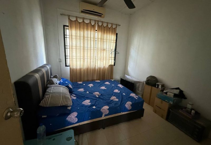 Taman Tampoi Indah II, Villa Ros