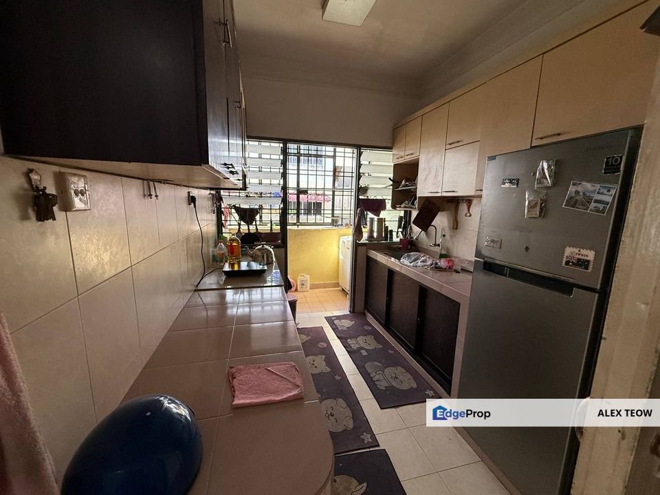 Villa Ros Taman Tampoi Indah Double Storey Townhouse For Sale/ Skudai, Johor, Tampoi