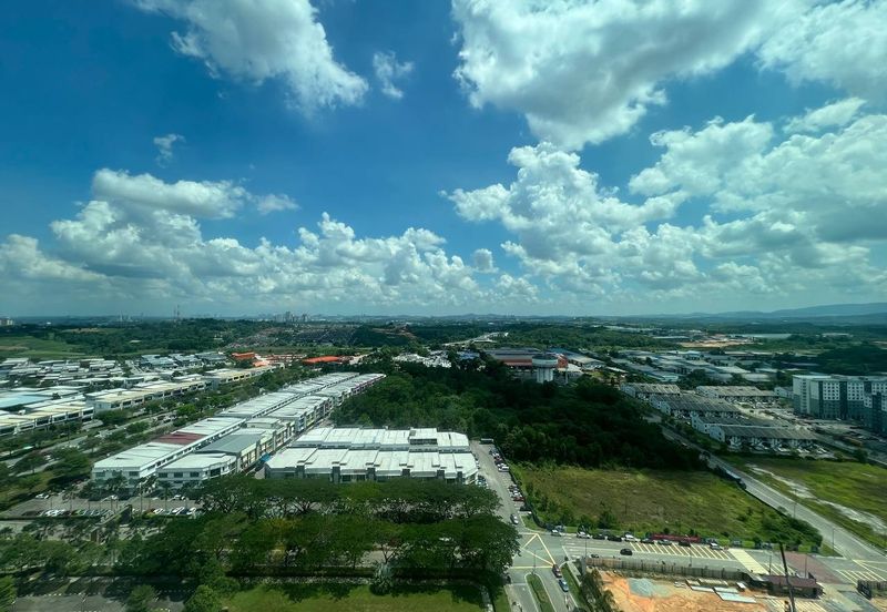 D'Summit Residences @ Kempas Utama