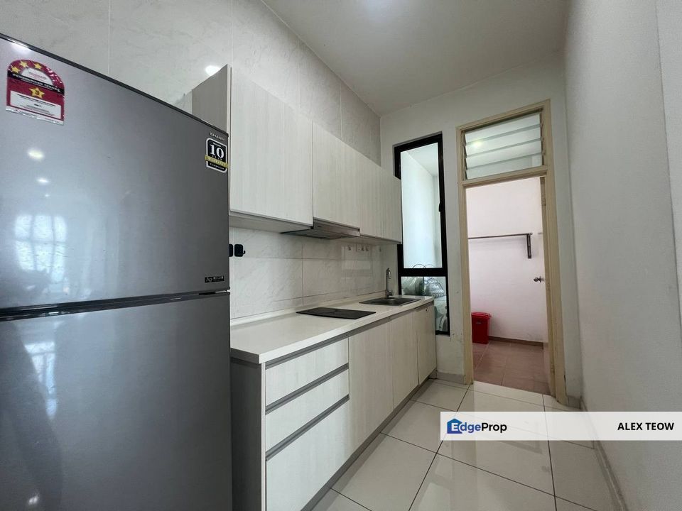 D'summit Residence Apartment For Sale/ 2R 2B/ 764sqft/ Kempas, Johor, Johor Bahru