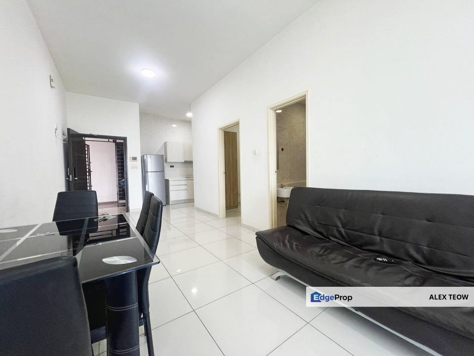 D'summit Residence Apartment For Sale/ 2R 2B/ 764sqft/ Kempas, Johor, Johor Bahru