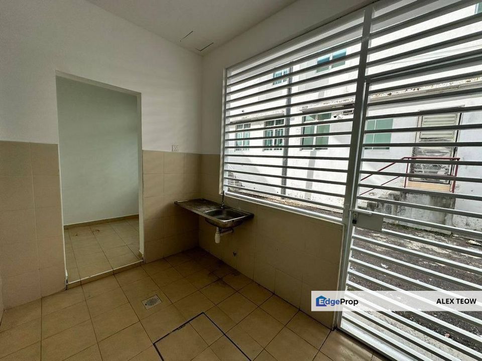 Taman Nusa Sentral Double Storey Terrance For Sale/ Iskandar Puteri, Johor, 