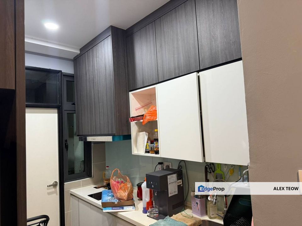 8scape Residence Apartment For Sale/ 2R 2B/ 808sqft/ Perling, Johor, Johor Bahru