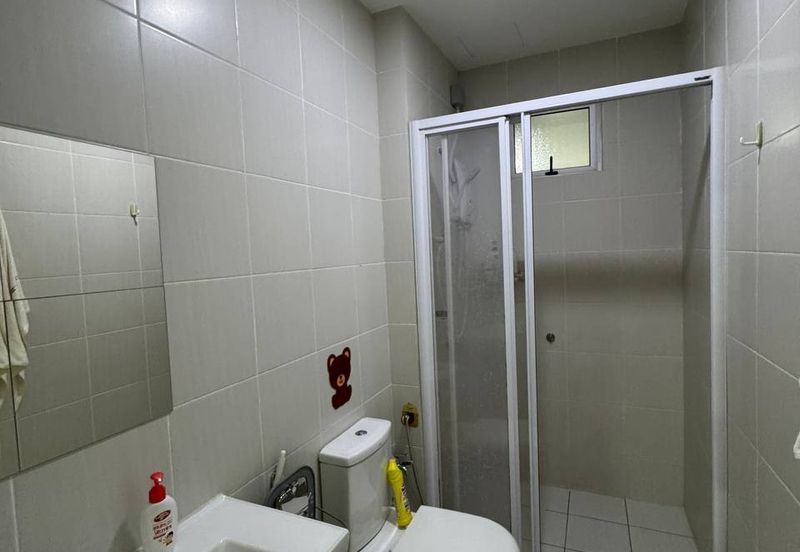 Meridin Bayvue Apartment