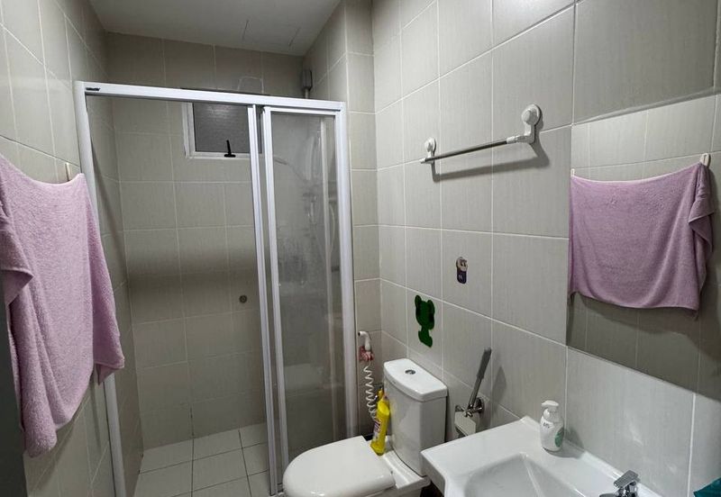 Meridin Bayvue Apartment