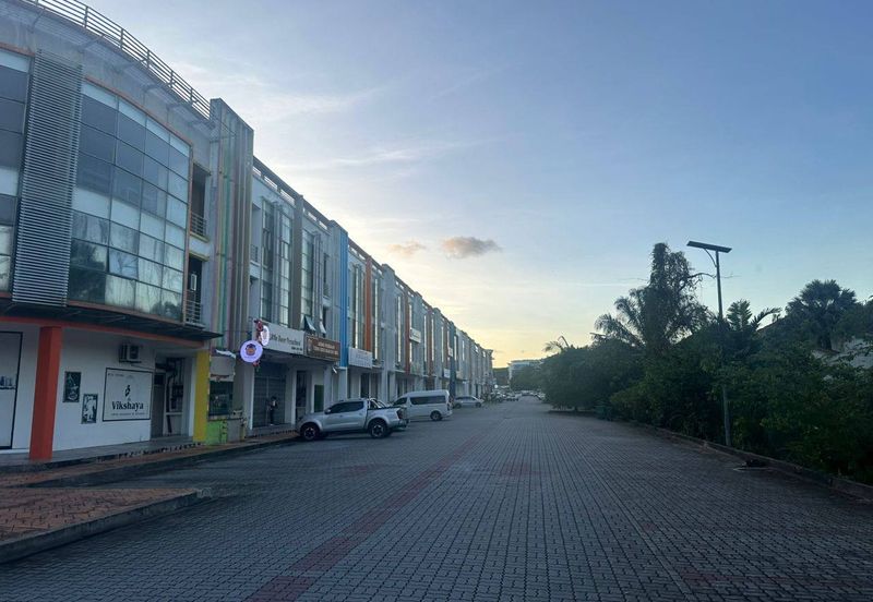 Bandar Baru Seri Alam