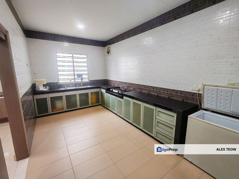 Taman Nusa Idaman 6 Double Storey Endlot For Sale/ Iskandar Puteri, Johor, 