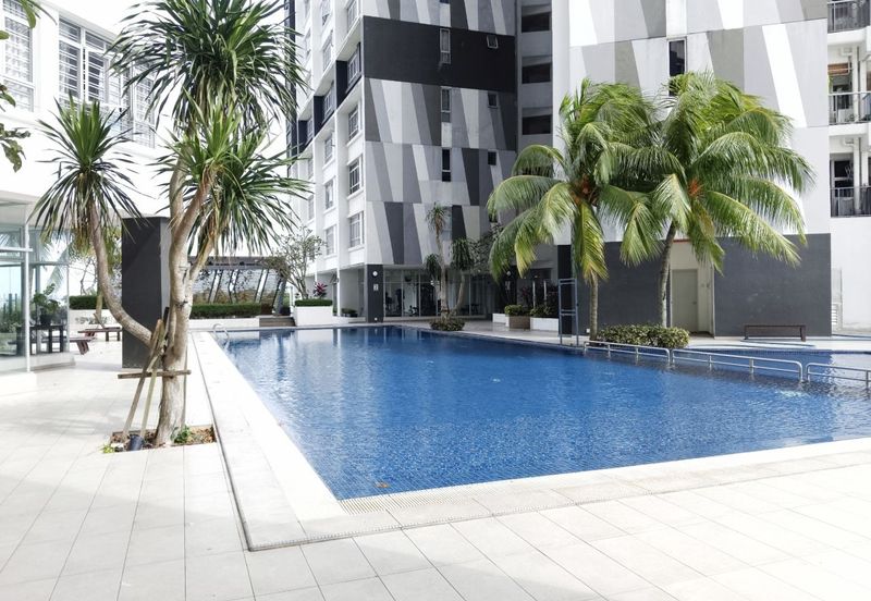 Midas Perling Apartment