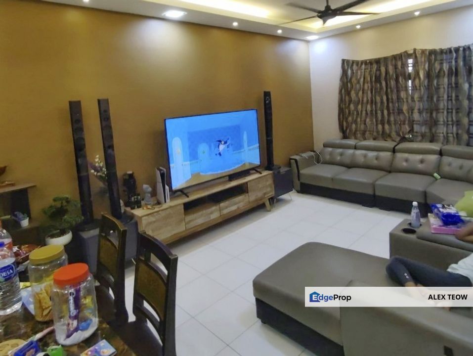 Taman Nusantara Prima Double Storey Terrance For Sale/ Iskandar Puteri, Johor, Gelang Patah