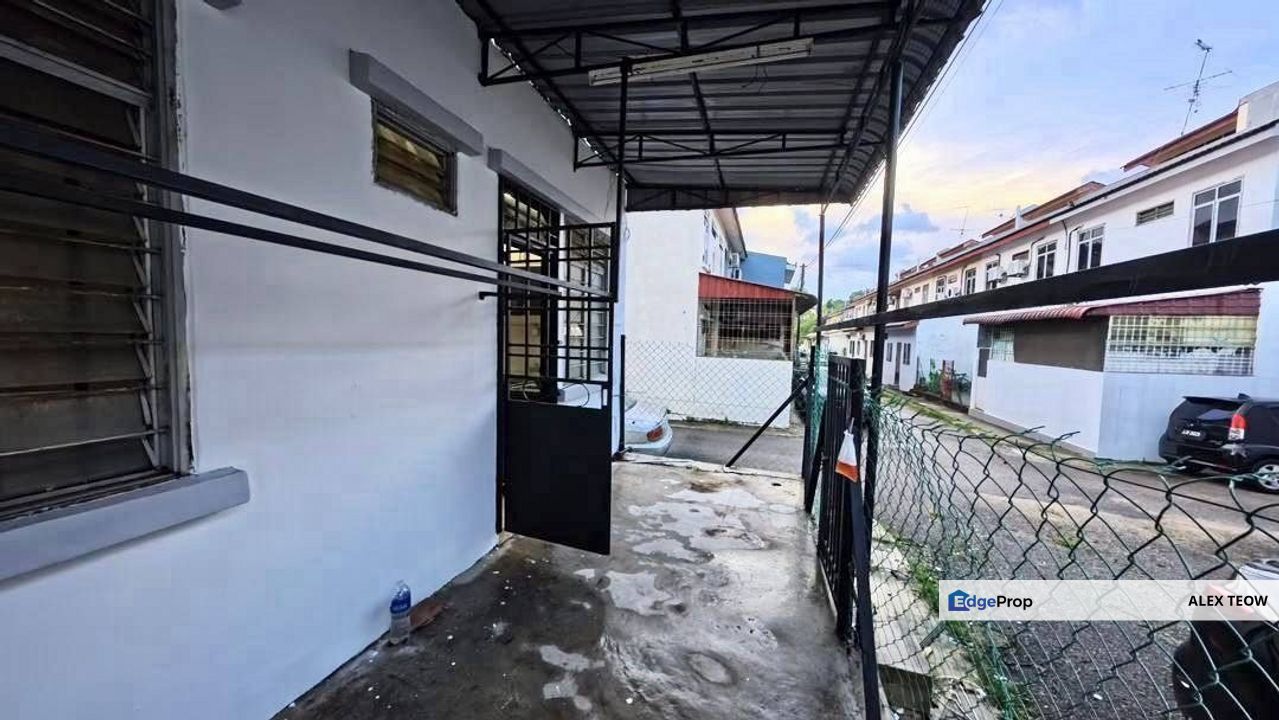 Taman Nusa Indah Double Storey Endlot For Sale/ Iskandar Puteri, Johor, Nusajaya