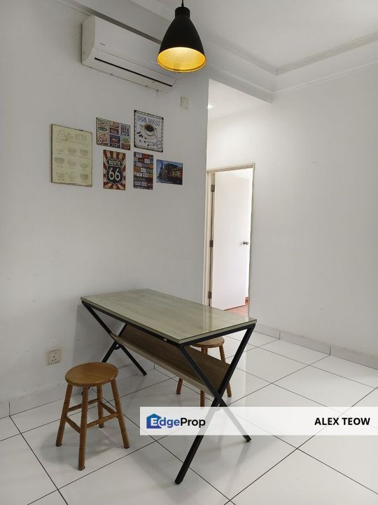 The Platino Apartment For Sale/ 2R 2B/ 829sqft/ Tampoi, Johor, Johor Bahru