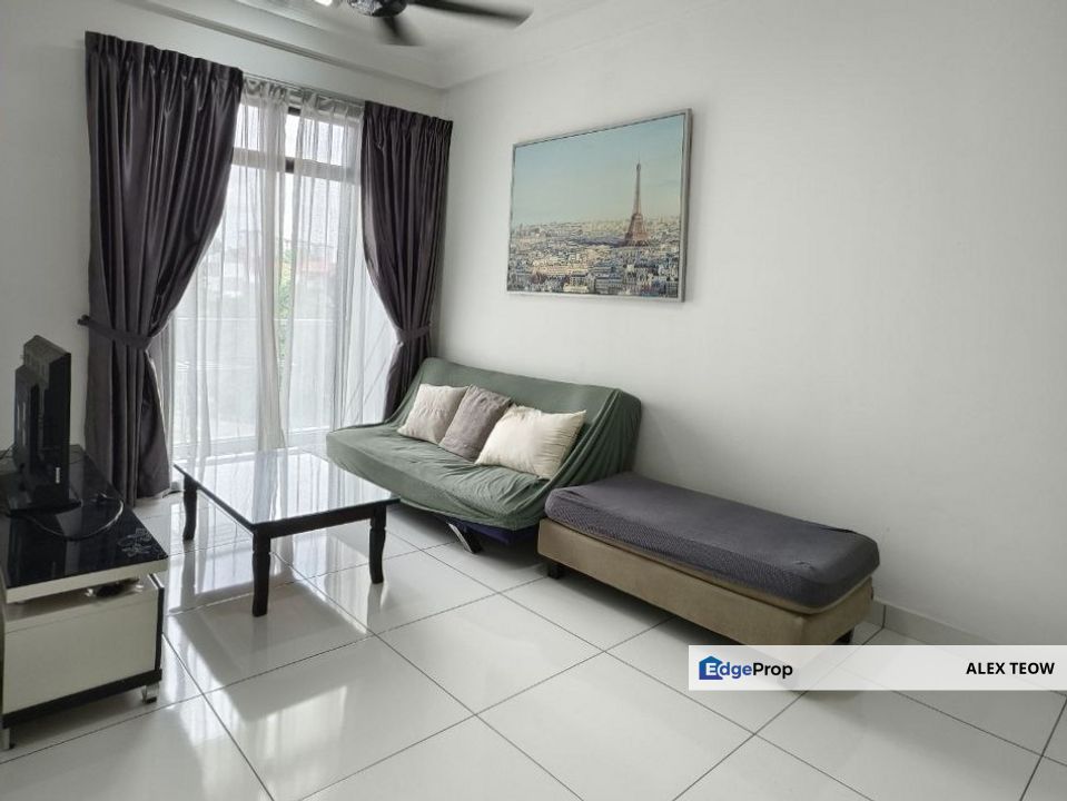 The Platino Apartment For Sale/ 2R 2B/ 829sqft/ Tampoi, Johor, Johor Bahru
