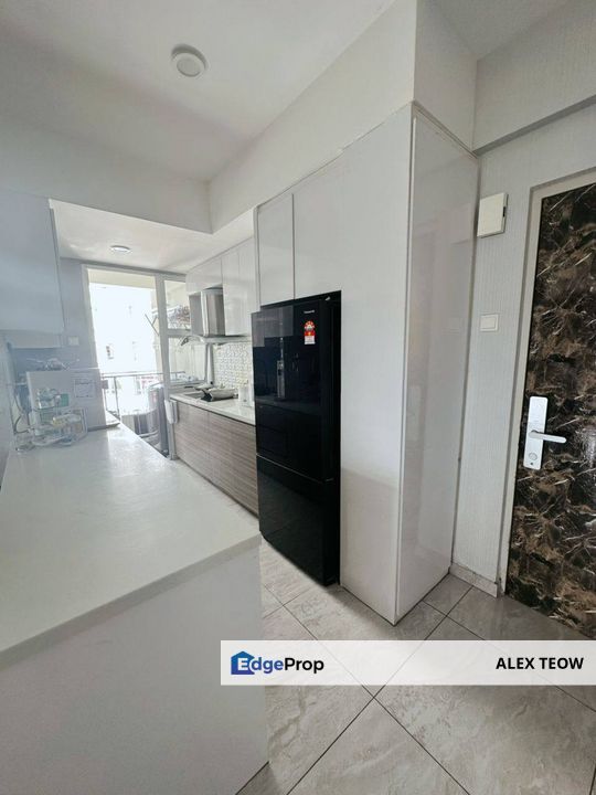 Midas Apartment For Sale/ 3R 2B/ 926sqft/ Perling, Johor, Johor Bahru