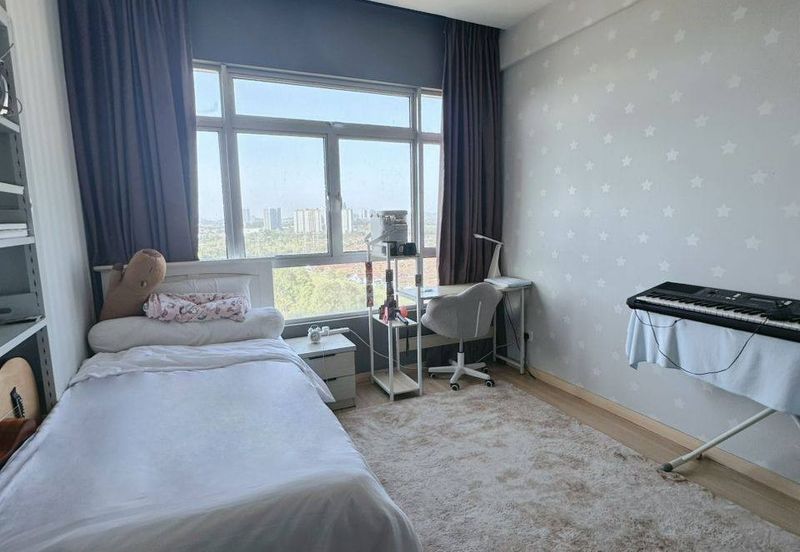 Midas Perling Apartment