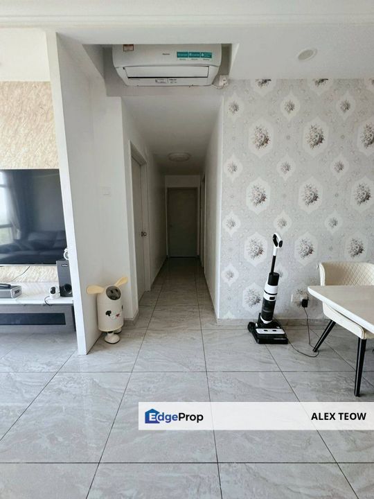Midas Apartment For Sale/ 3R 2B/ 926sqft/ Perling, Johor, Johor Bahru
