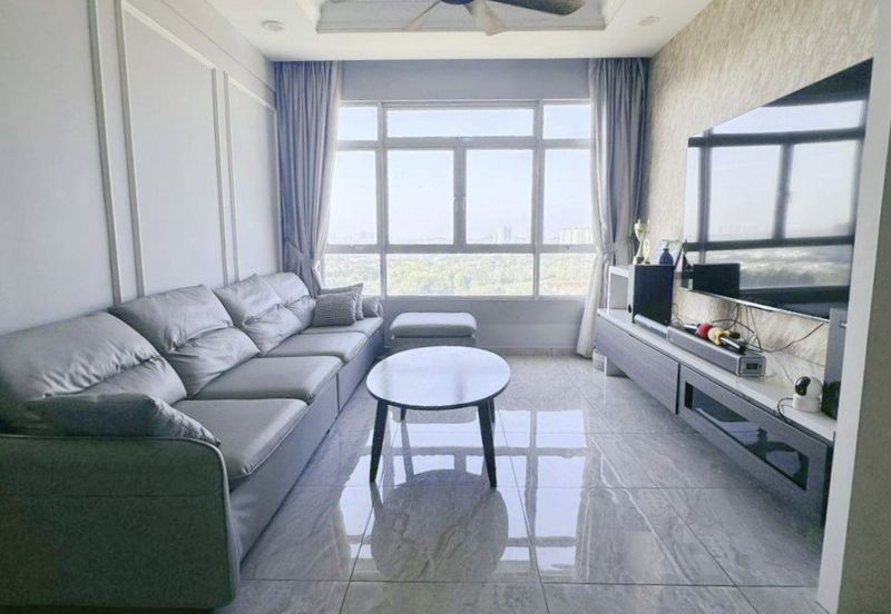 Midas Perling Apartment