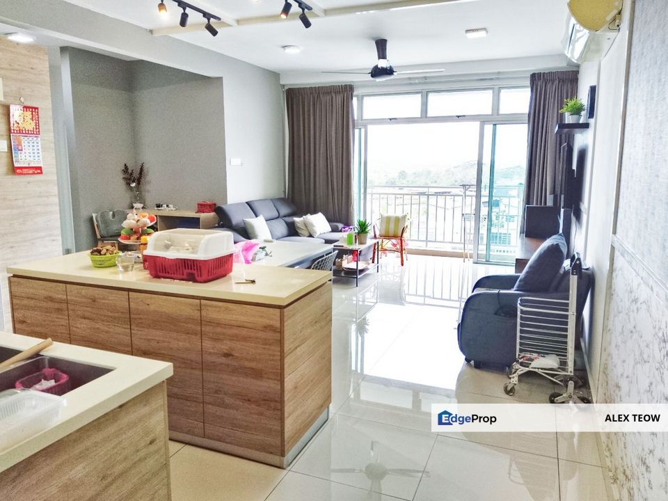 D'lagoon Luxury Apartment For Sale/ Seri Austin/ 3R 2B/ 1003sqft, Johor, Johor Bahru