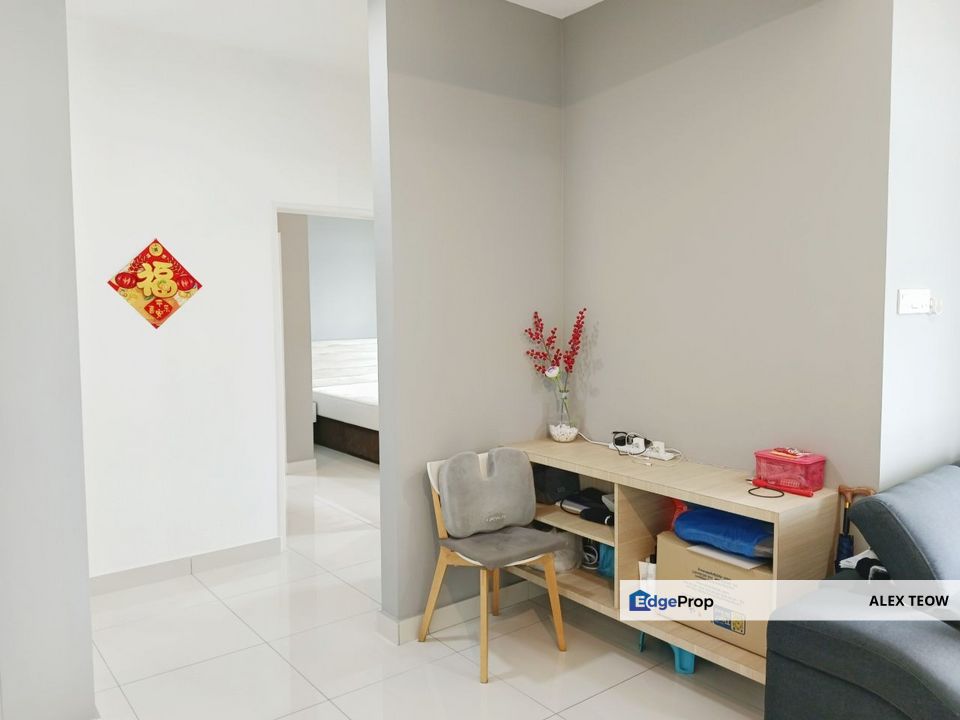 D'lagoon Luxury Apartment For Sale/ Seri Austin/ 3R 2B/ 1003sqft, Johor, Johor Bahru