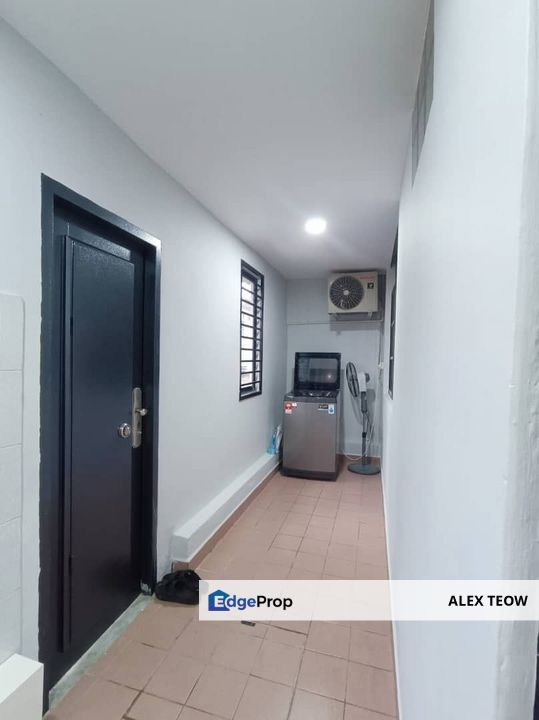 Taman Rinting Jalan Balau Single Storey Terrance For Sale/ Masai, Johor, Masai