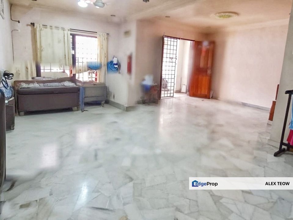 Taman Sri Pulai Double Storey Terrance For Sale/ Skudai, Johor, Skudai