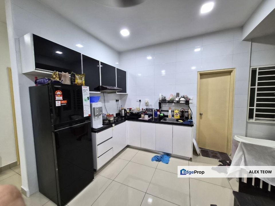 Nusa Height Apartment For Sale/ Full Loan/ 3R 2B/ 1050sqft/ Gelang Patah, Johor, Gelang Patah