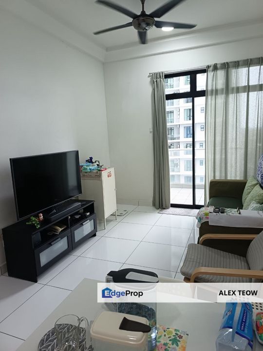 The Platino Apartment For Sale/ 2R 2B/ 829sqft/ Tampoi, Johor, Johor Bahru