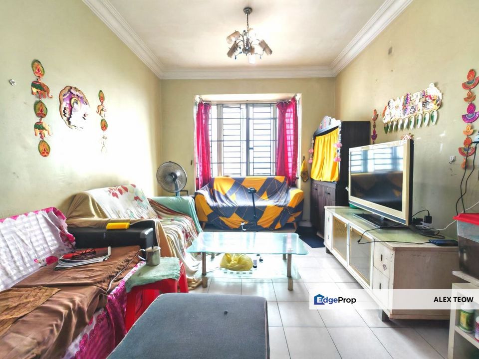 Nusa Perdana Apartment For Sale/ Full Loan/ 3R 2B/ 900sqft/ Gelang Patah, Johor, Gelang Patah