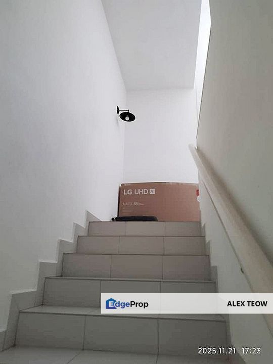 Taman Bukit Tiram Double Storey Terrance For Sale/ Ulu Tiram, Johor, Ulu Tiram