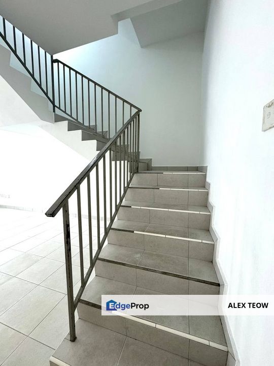 Acacia @ Pulai Mutiara/ 2.5Storey Terrance For Sale/ Skudai, Johor, 
