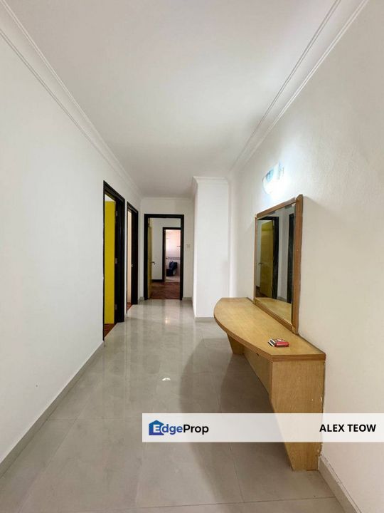 The Straits View Condominium For Sale/ 3+1R 3B/ 1670sqft/ Permas Jaya, Johor, Permas Jaya/Senibong