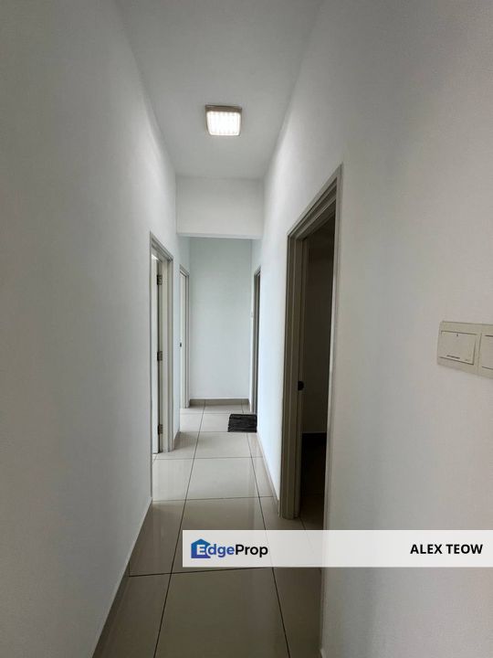 D'rich Executive Suites Apartment For Sale/ 3R 2B/ 904sqft/ Nusa Duta/ Iskandar Puteri, Johor, Johor Bahru