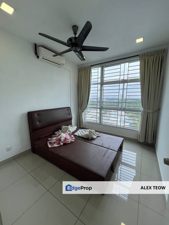 D'rich Executive Suites Apartment For Sale/ 3R 2B/ 904sqft/ Nusa Duta/ Iskandar Puteri, Johor, Johor Bahru