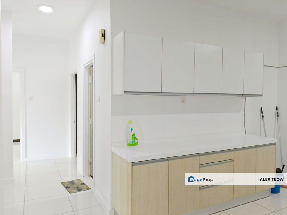 Epic Residence Apartment For Sale/ 4R 2B/ 1067sqft/ Johor Bahru, Johor, Johor Bahru