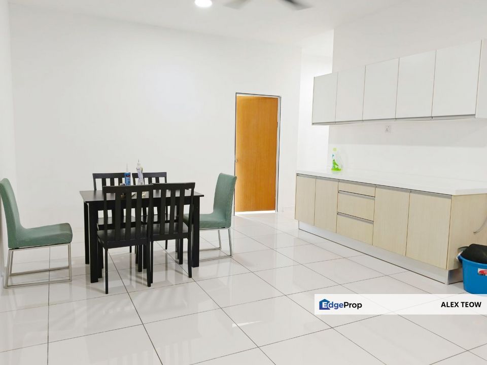 Epic Residence Apartment For Sale/ 4R 2B/ 1067sqft/ Johor Bahru, Johor, Johor Bahru