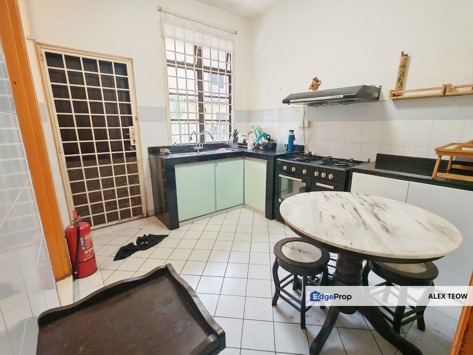 Permas Jaya Double Storey Terrance For Sale/ Masai, Johor, Benut