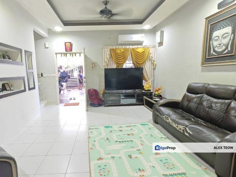 Taman Nusa Bayu Double Storey Endlot For Sale/ Iskandar Puteri, Johor, 