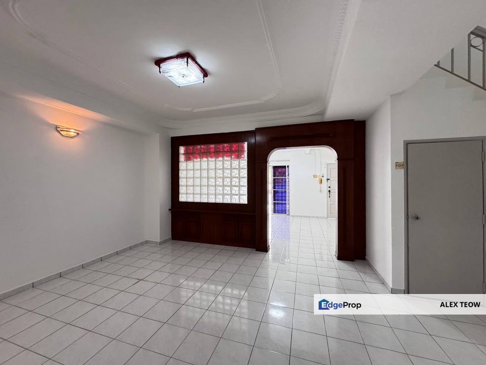 Taman Putri Kulai Double Storey Terrance For Sale/ Kulai, Johor, Kulai