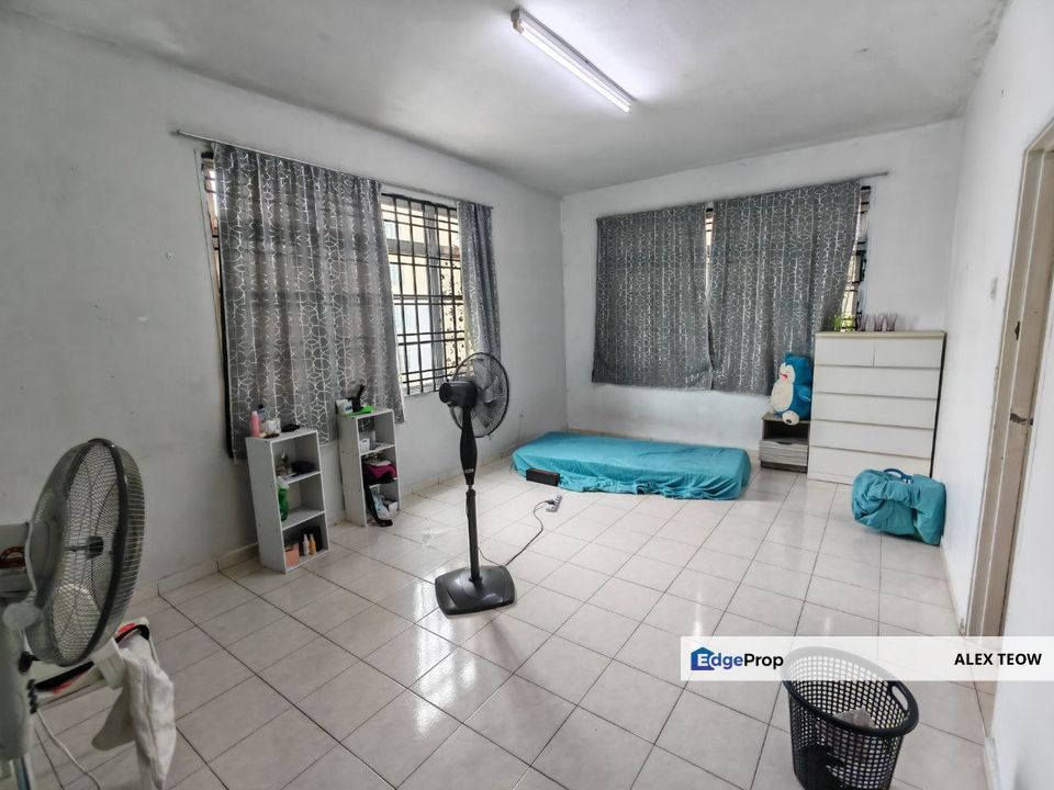 Villa Bestari Apartment For Sale/ 4R 2B/ 1650sqft/ Nusa Bestari/ Skudai, Johor, Skudai