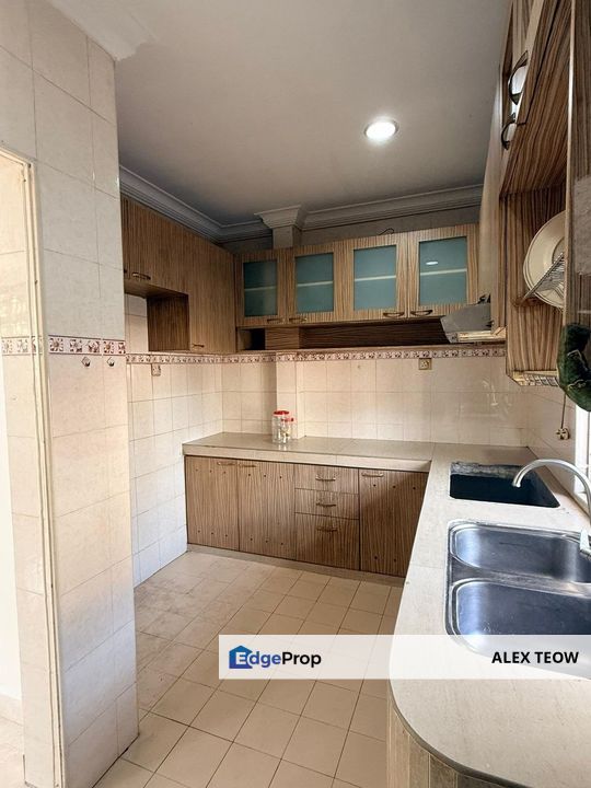 Nusavilla Town House For Sale/ 4R 3B/ 1647sqft/ Nusa Bestari/ Skudai, Johor, Nusajaya