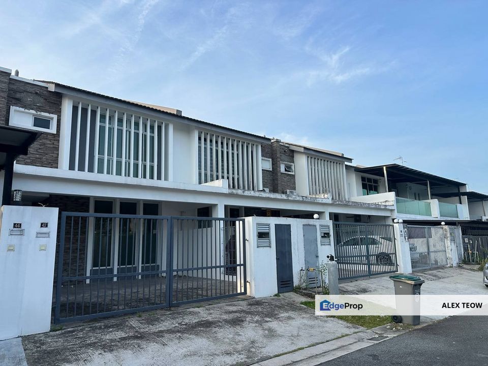 Taman Mutiara Utama Double Storey Terrance For Sale/ Skudai, Johor, Skudai