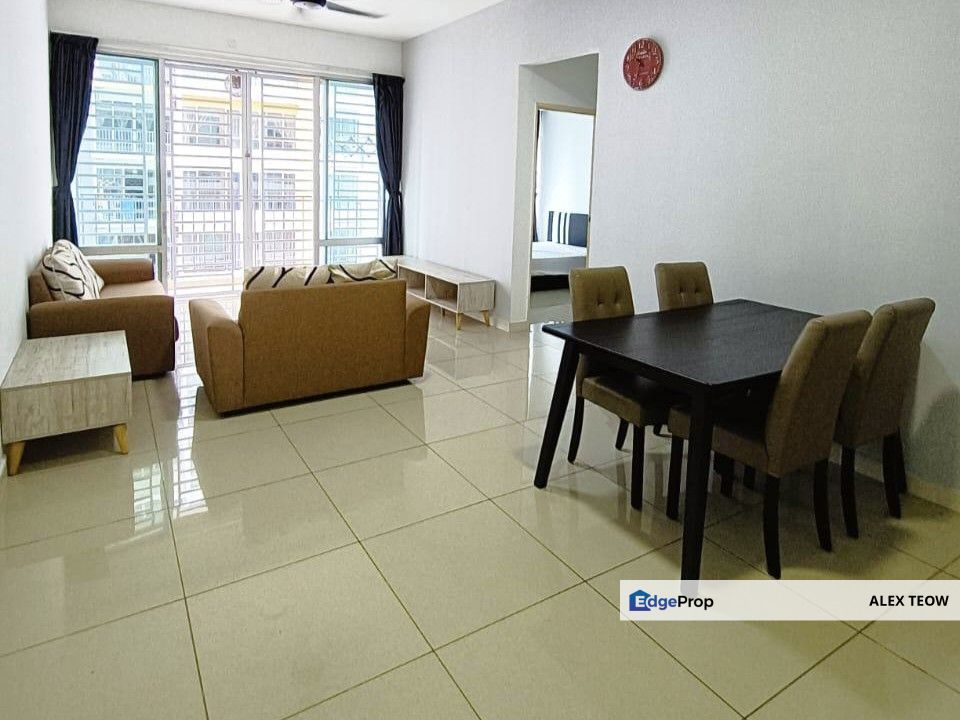 Greenfield Regency Apartment For Sale/ 3R 2B/ 941sqft/ Tampoi, Johor, Tampoi