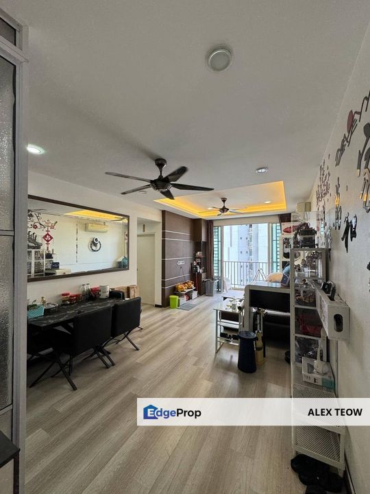 Greenfield Regency Apartment For Sale/ 3R 2B/ 941sqft/ Tampoi, Johor, Tampoi