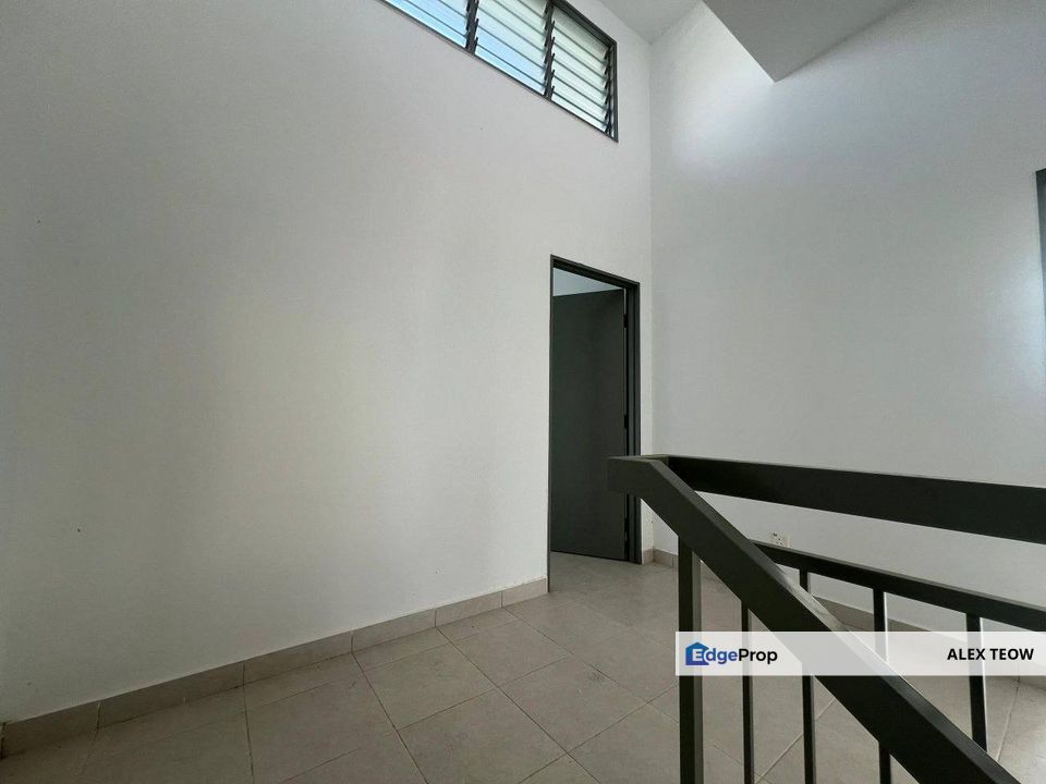 Pulai Mutiara Double Storey Cluster House For Sale/ Kangkar Pulai/ Skudai, Johor, Kangkar Pulai