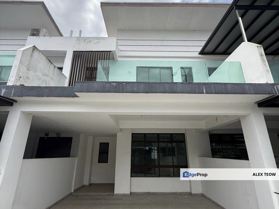 Taman Bestari Indah Double Storey Terrance For Sale/ Ulu Tiram, Johor, Ulu Tiram