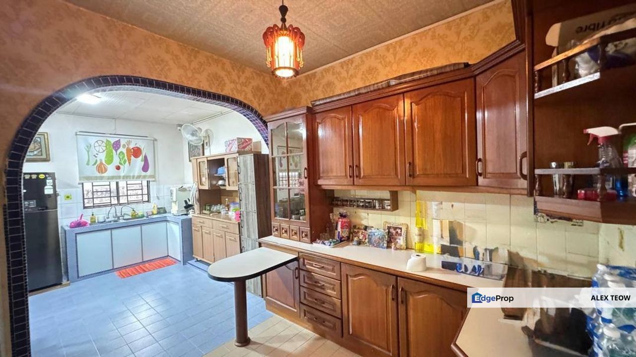 Taman Skudai Baru Double Storey Terrance For Sale/ Skudai, Johor, Skudai